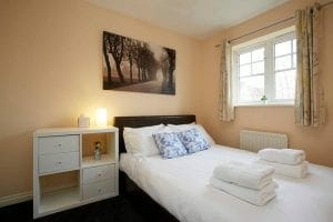 holiday home in Leeds, Leeds holiday home, Leeds holiday rental, Leeds short let, serviced apartment Leeds